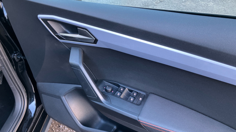 SEAT Arona 1.0 TSI 110 FR Sport 5dr Petrol Hatchback